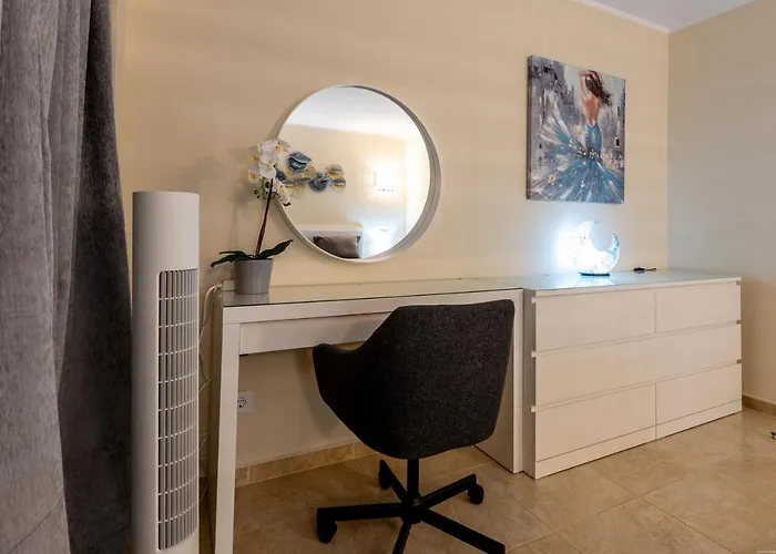 Sea Front Spacious 2 Bedroom Costa Adeje (Tenerife)