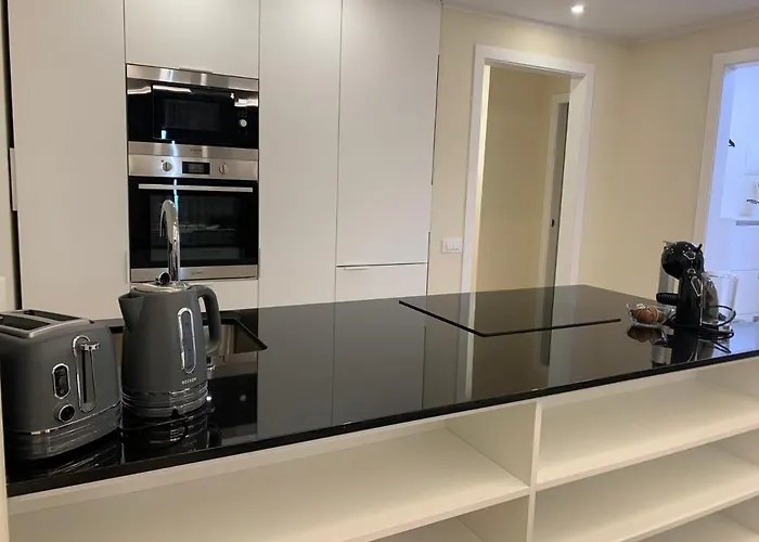 Sea Front Spacious 2 Bedroom Apartment