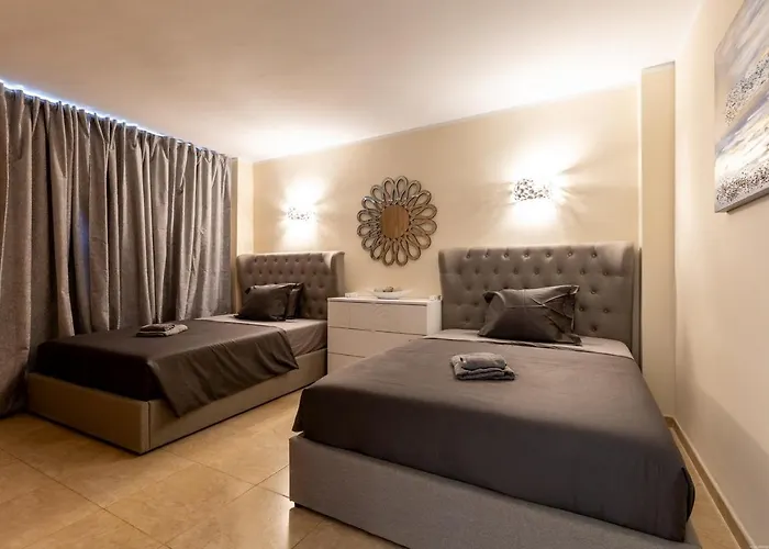 Sea Front Spacious 2 Bedroom Apartment Costa Adeje (Tenerife)