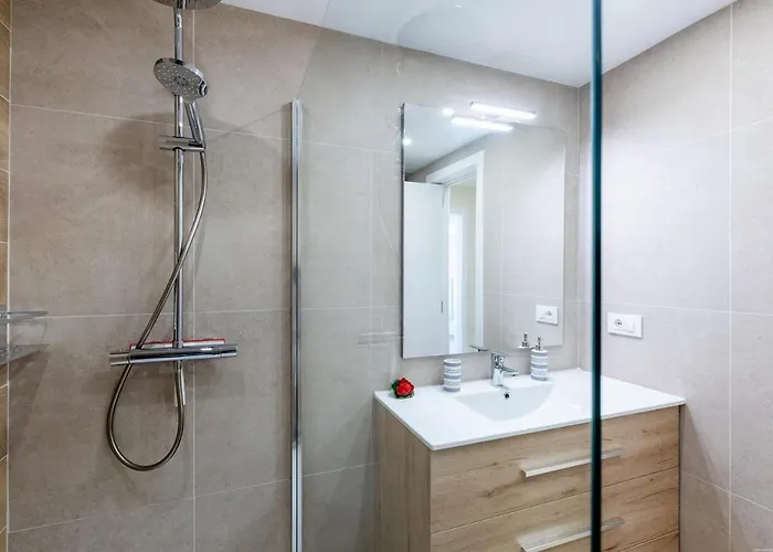 Sea Front Spacious 2 Bedroom Costa Adeje (Tenerife)